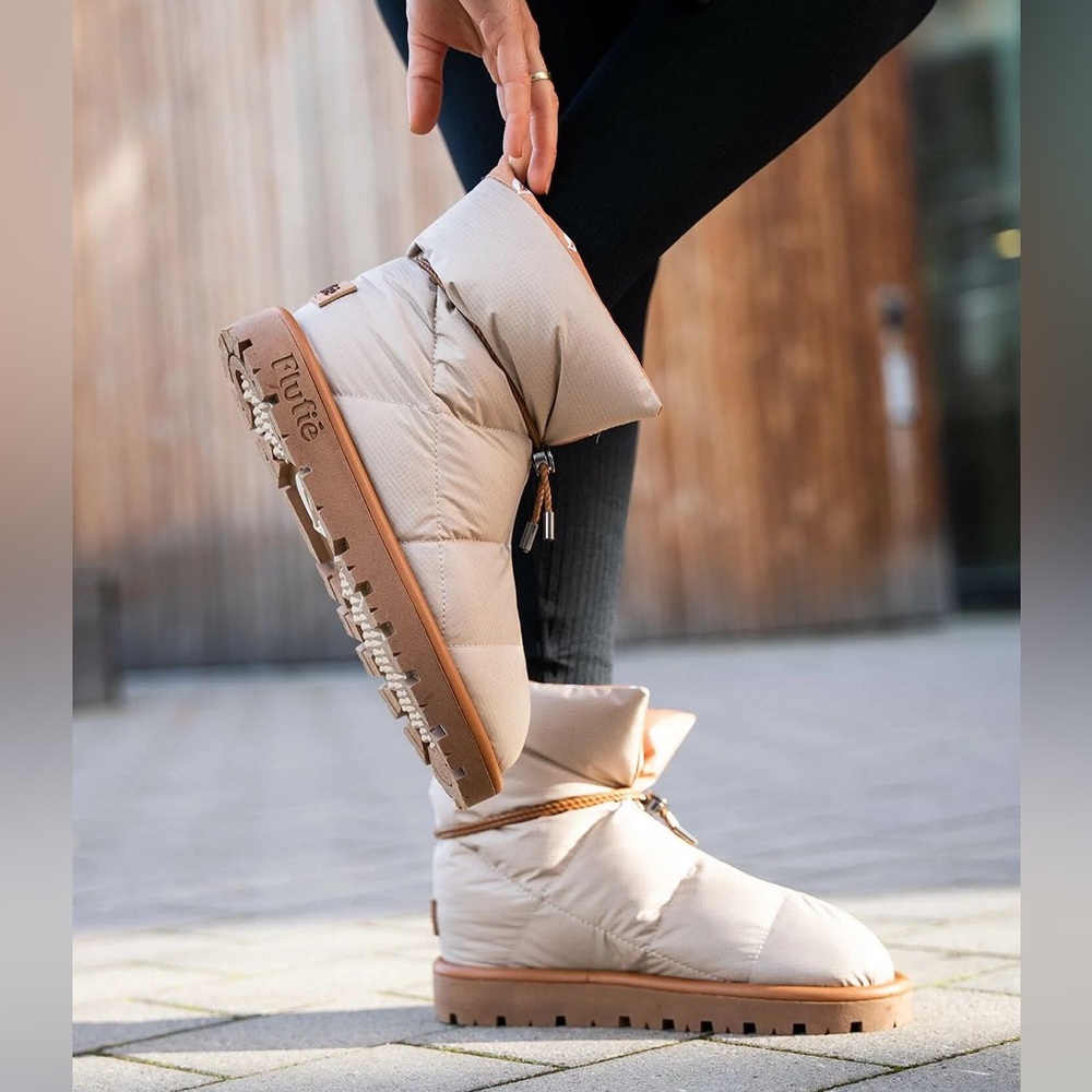 FLUFIE Classic Sand Beige Down Boot